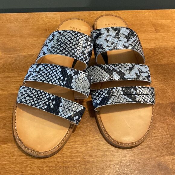 Frye & Co. Leather Evie 3 Band Slide Size 9 Never worn! - Picture 4 of 15